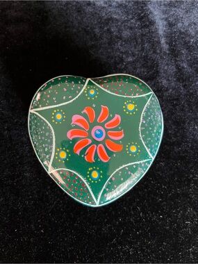 Vintage Jewelry Trinket Box Mexican Talavera Redware Heart Hand Painted Vibrant